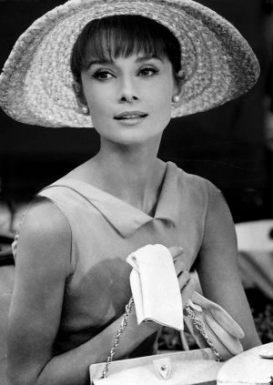 Audrey Hepburn movies - audrey-hepburn with hat and gloves.jpg